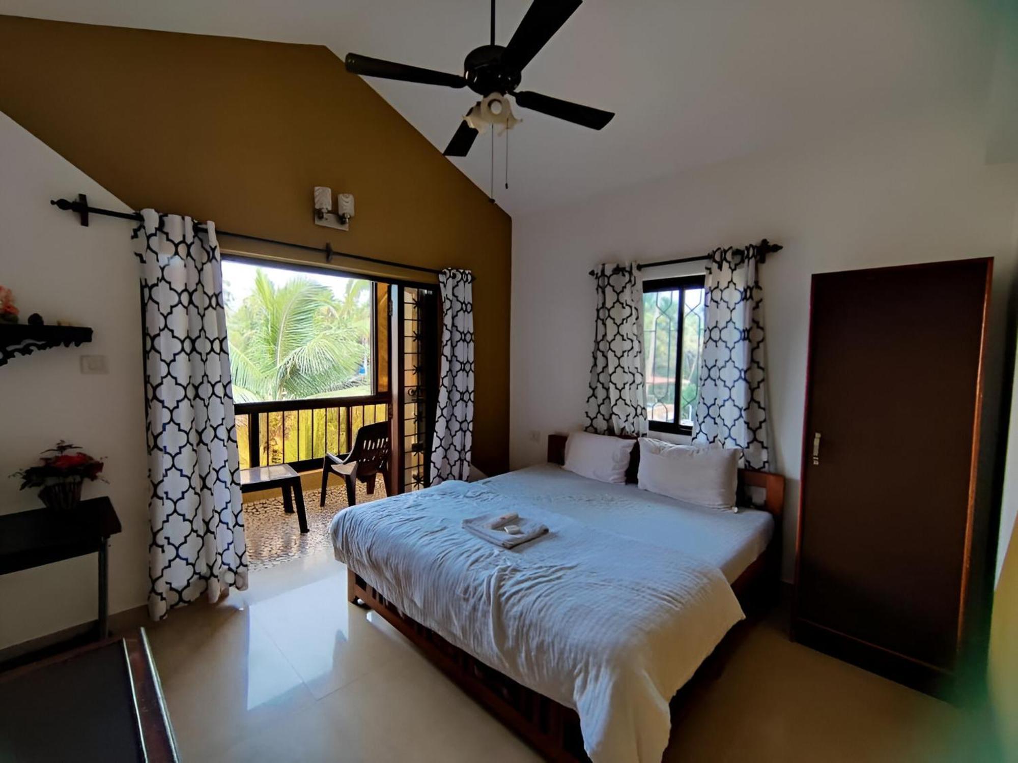Ronne'S 2Bhk Lagoon Apartment -カラングート エクステリア 写真
